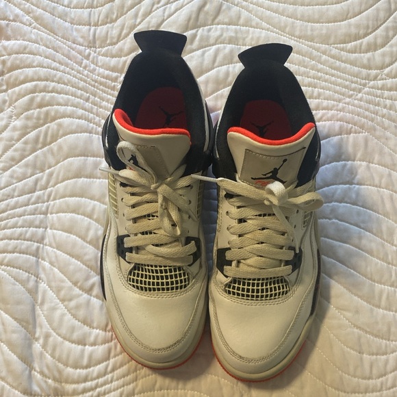 Authentic Air Jordan 4s Pale Citron W8.5 M7 Y7 - Picture 2 of 14